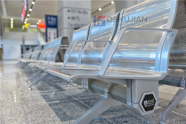 Some views on major countries and regions of public seating(图1) public seating