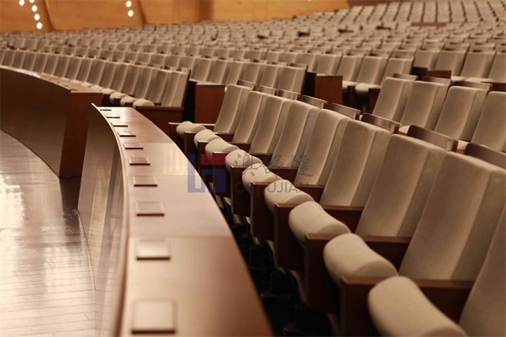 Analysis of planning and product characteristics of auditorium chair design(图2)