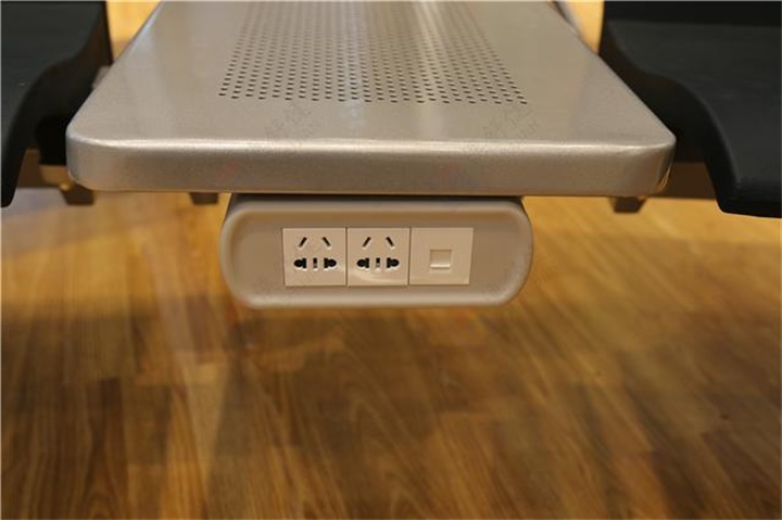 Wireless charging seats become the mainstream of public spaces?(图3) airport seating