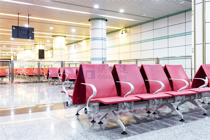 What will happen to long-term use of PU row chairs in outdoor public places?(图3) PU row chair
