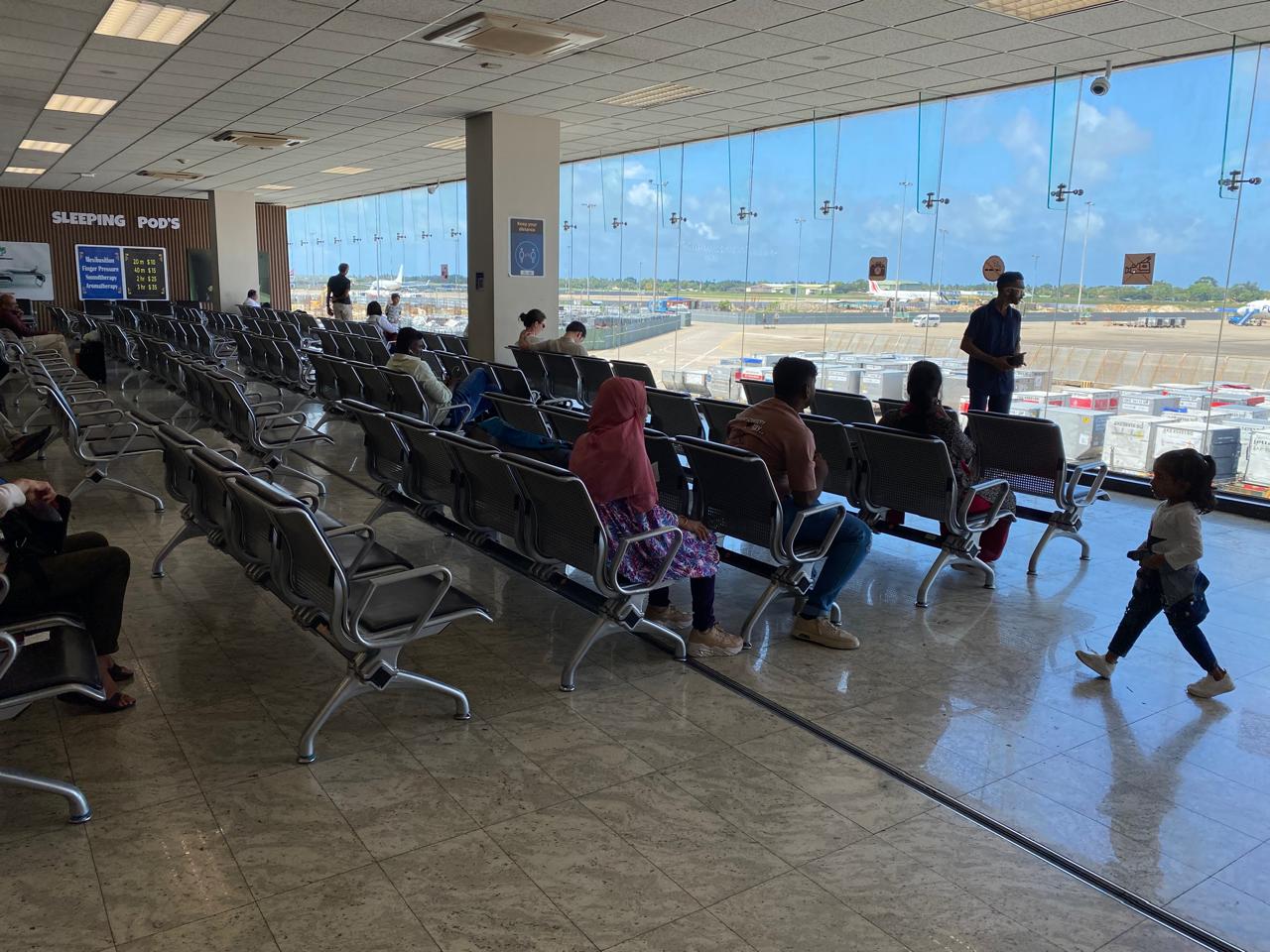airport chairs