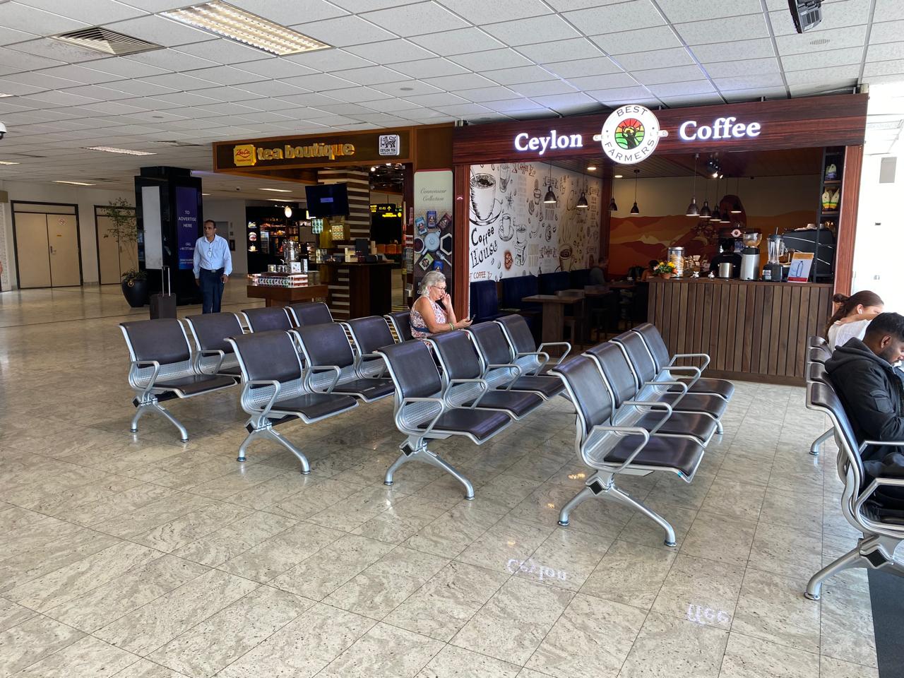 airport chairs