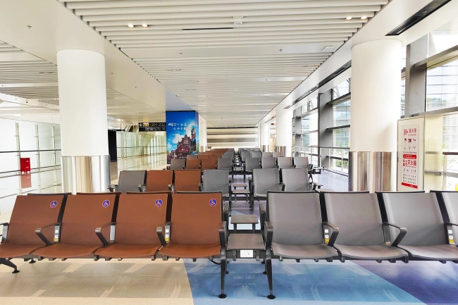 airport chairs