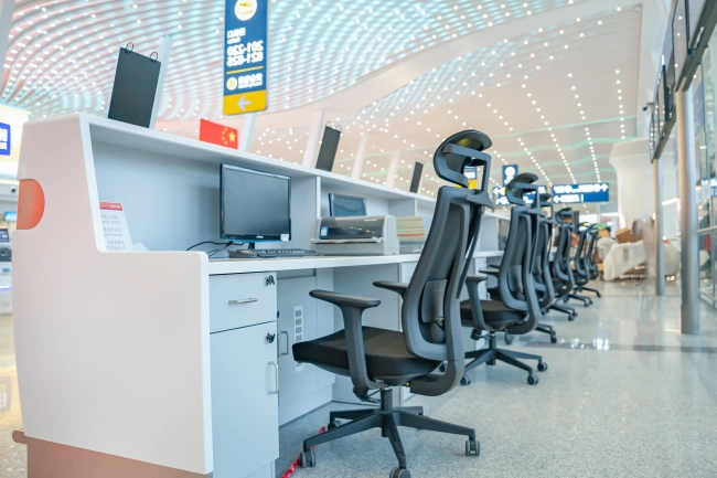 airport chairs
