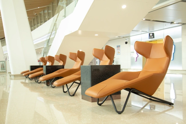 airport chairs