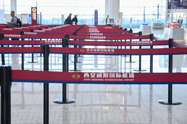 Airport Belt Barrier