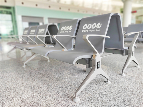airport chairs