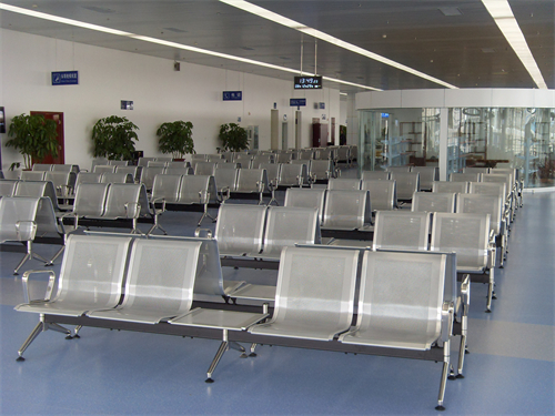  waiting chairs