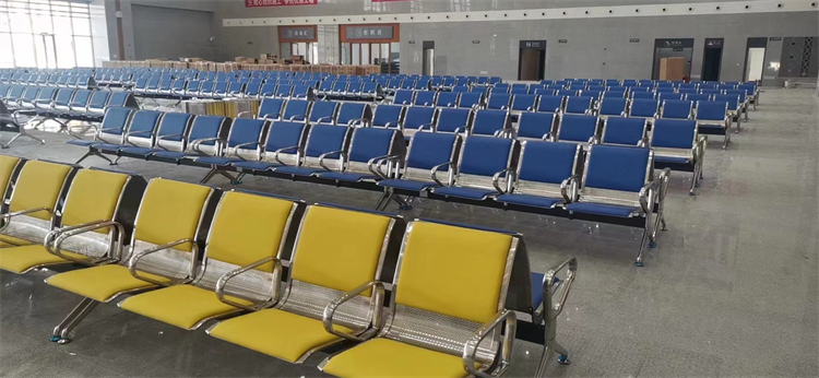 airport chairs